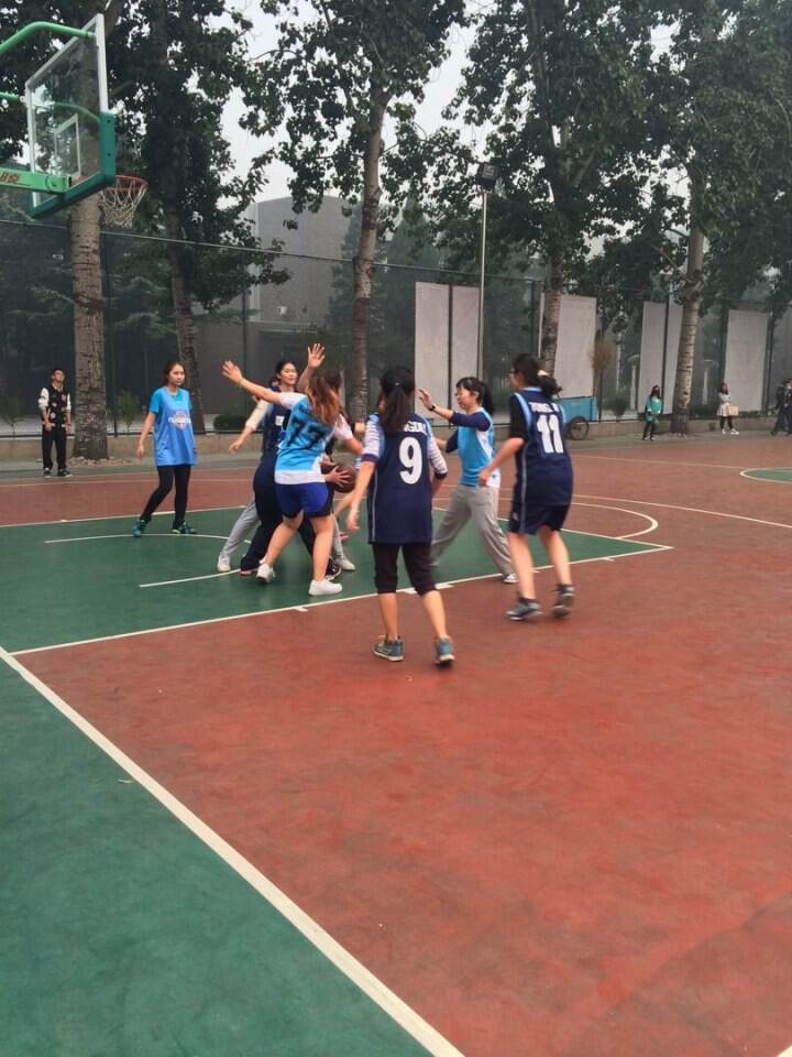 20141009-日语系-北外杯日语系女篮战胜欧院顺利出线