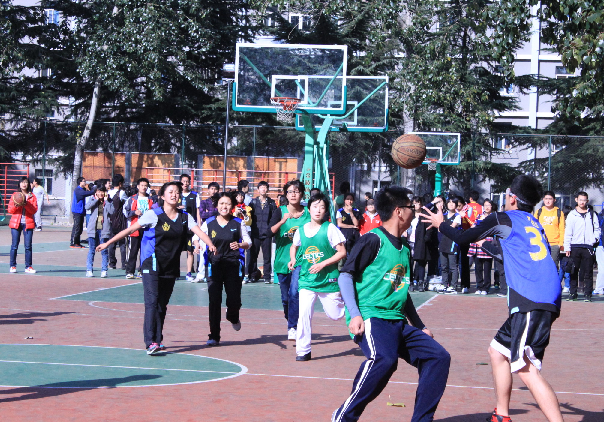 20121030日语系赛场上的风采